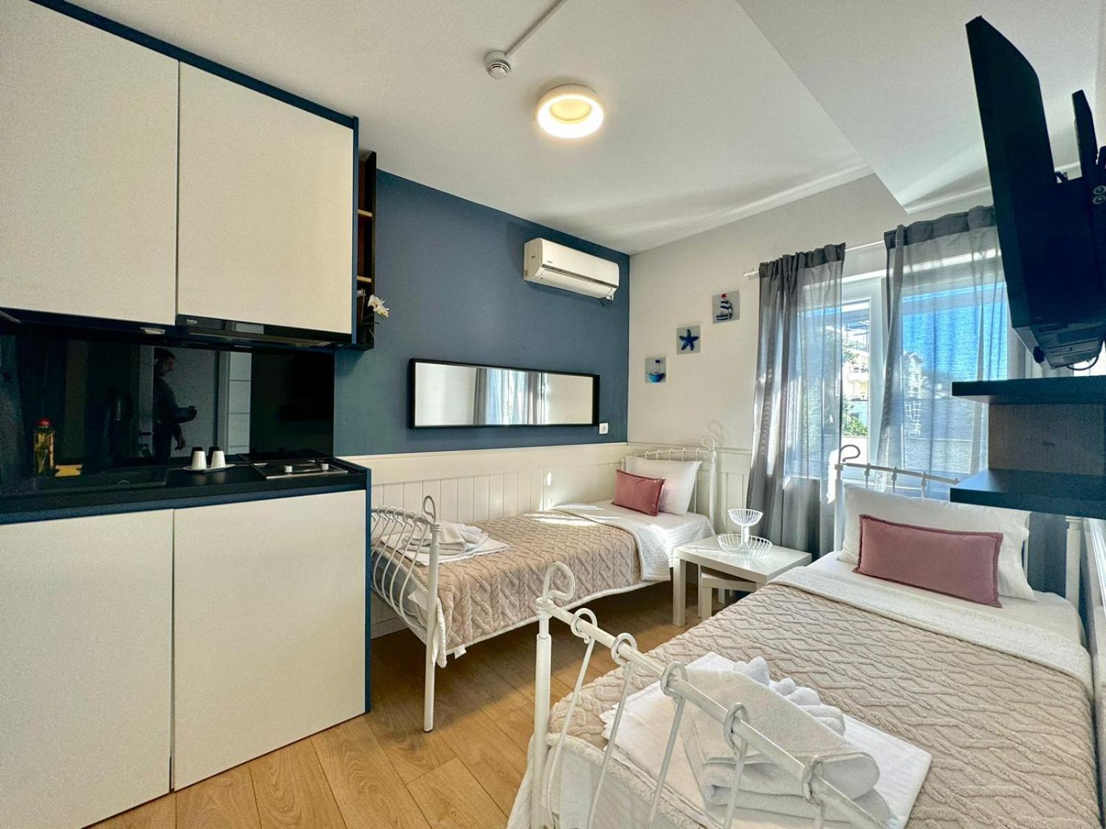 Apartmani Terminal Будва Екстериор снимка