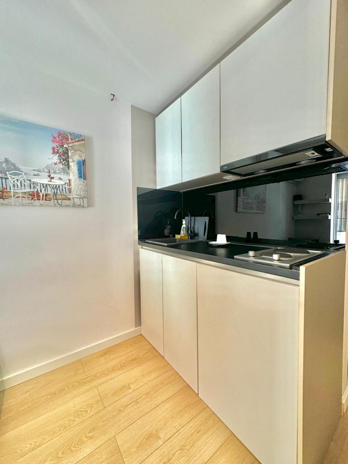 Apartmani Terminal Будва Екстериор снимка