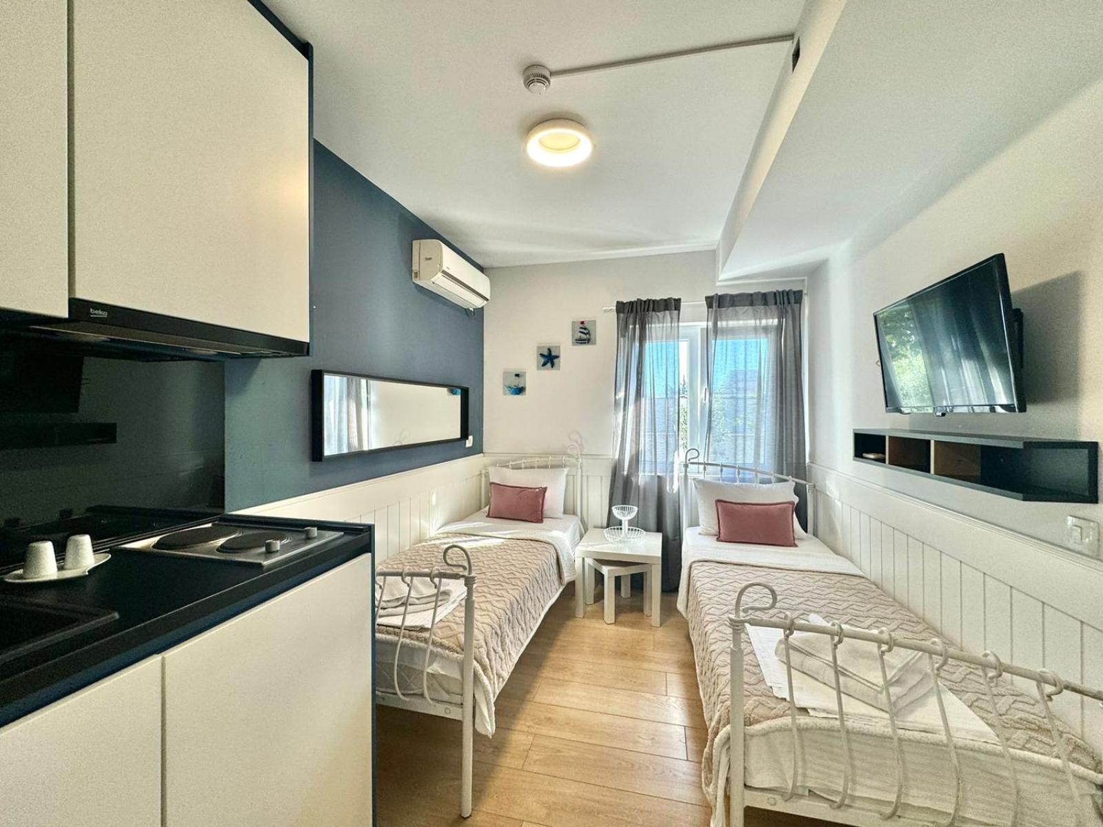 Apartmani Terminal Будва Екстериор снимка